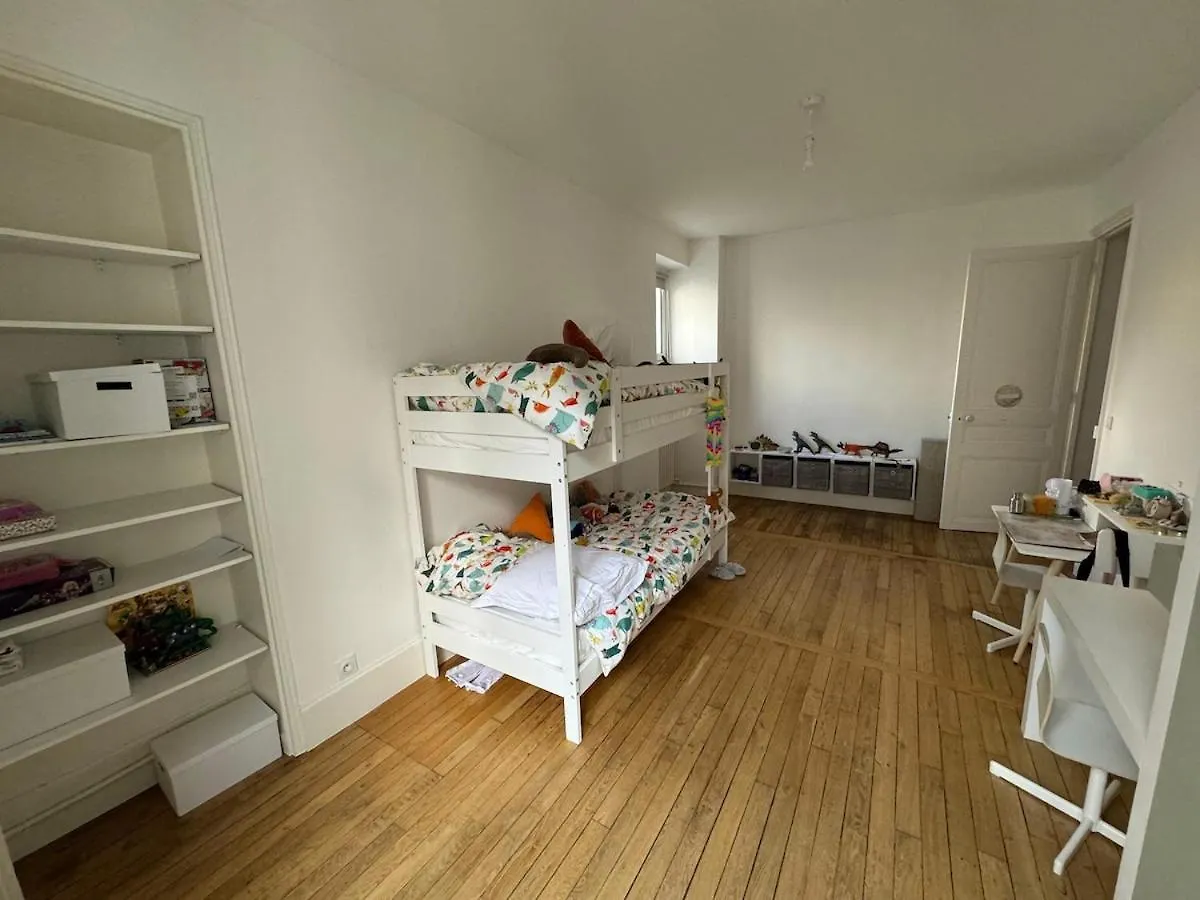 Beautiful Family Apartment - Canal Saint Martin Paříž