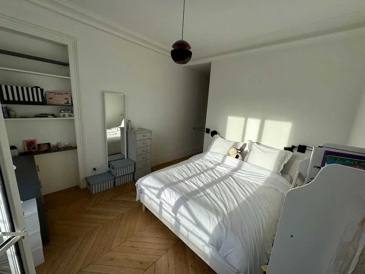 Beautiful Family Apartment - Canal Saint Martin Paříž