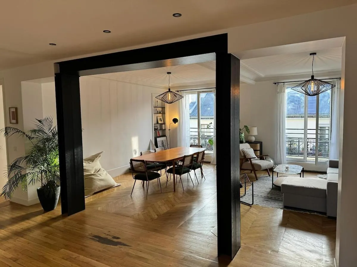 Beautiful Family Apartment - Canal Saint Martin Paříž