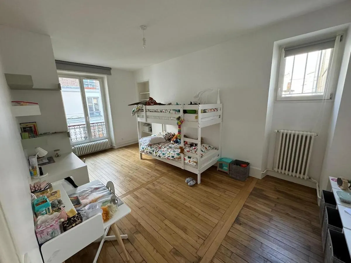 Beautiful Family Apartment - Canal Saint Martin Paříž