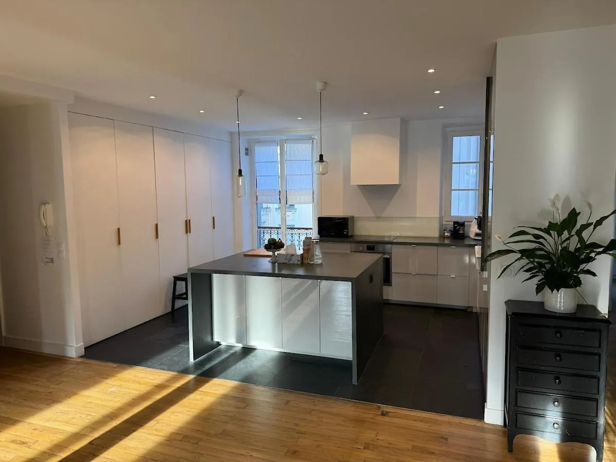 Beautiful Family Apartment - Canal Saint Martin Paříž Francie
