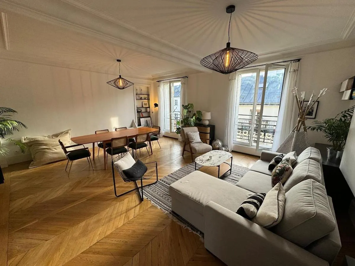 Beautiful Family Apartment - Canal Saint Martin Paříž